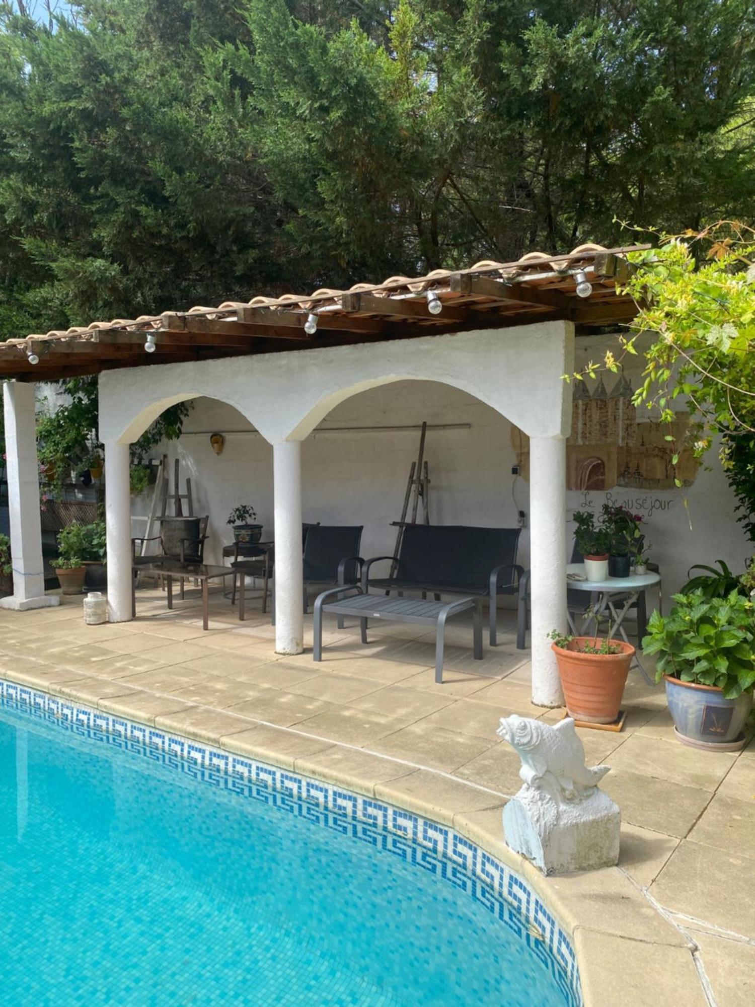 Le Beausejour Bed & Breakfast 3*